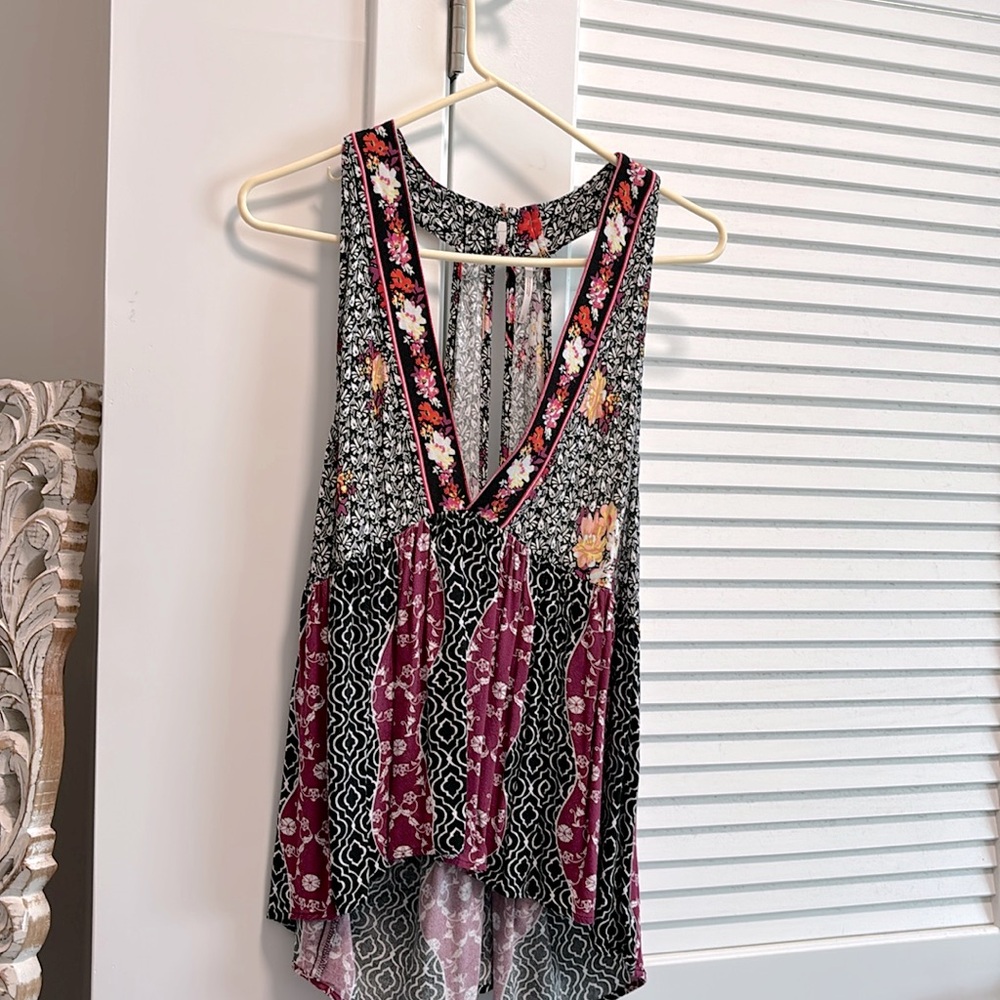 Sleeveless Blouse